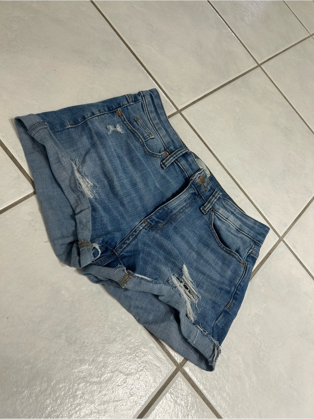Universal Thread Light Blue Distressed Rolled-Hem Jean Shorts